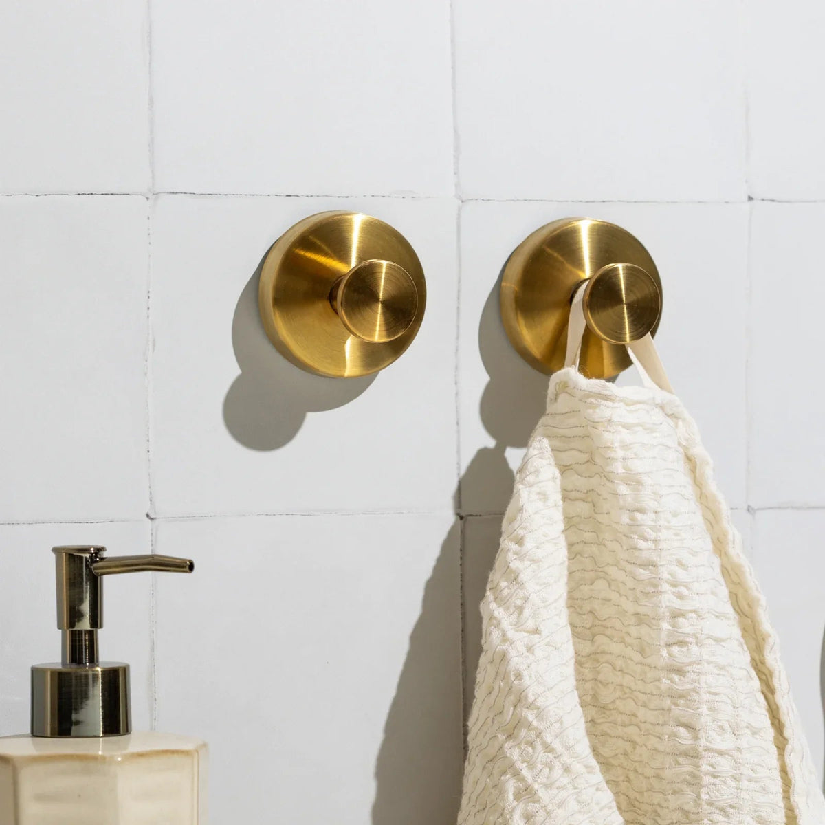 Hängly Väggkrok™ i guld